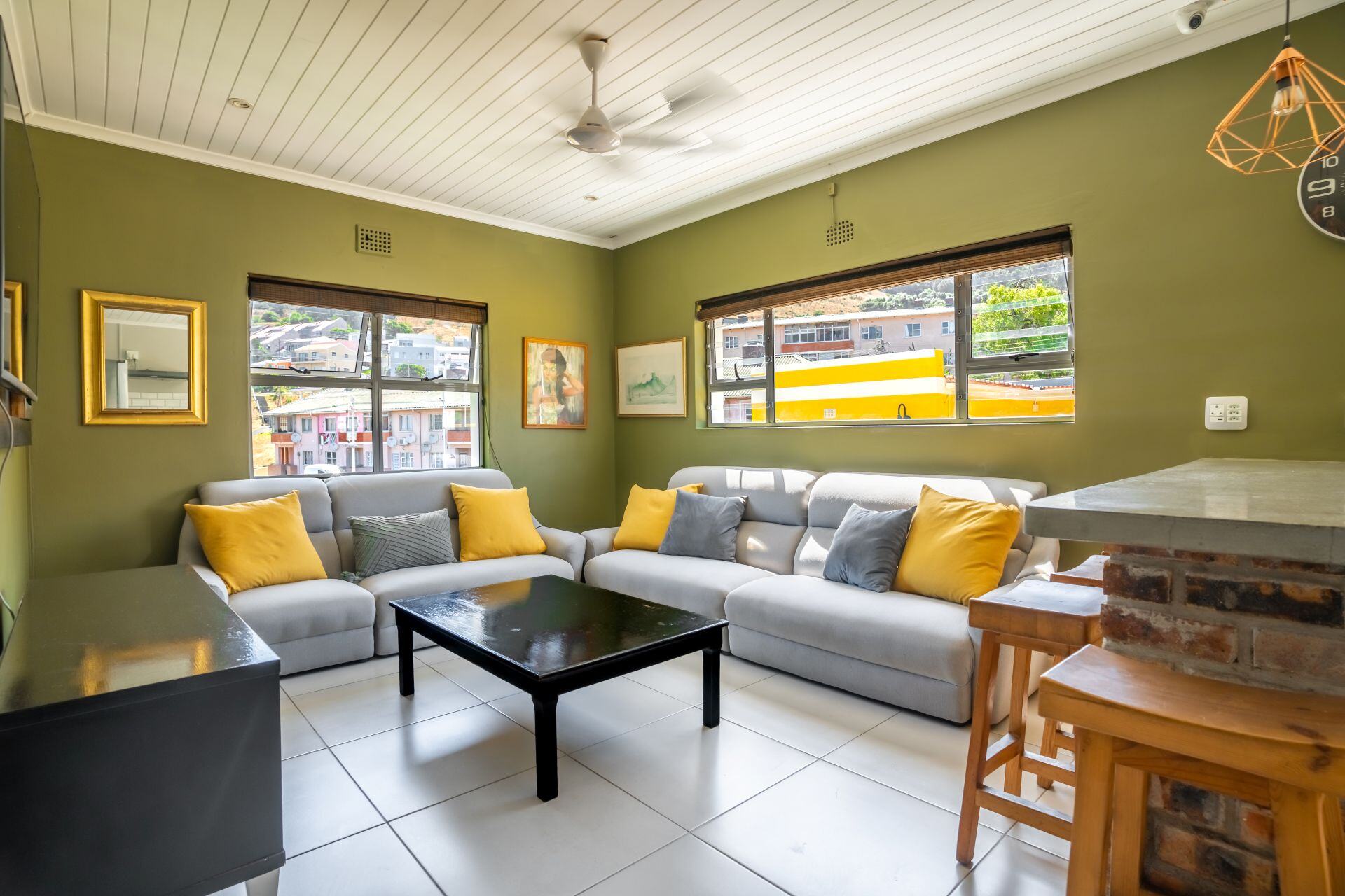 yellow house lounge